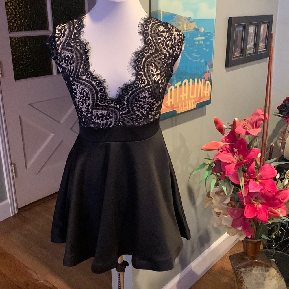 Open Back Lace Circle Skirt Stretchy Dress